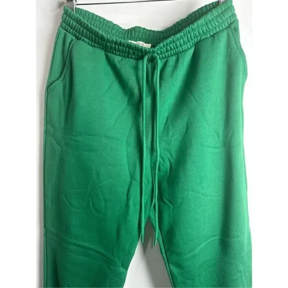 Green Jogger Set - Picture 8 of 11